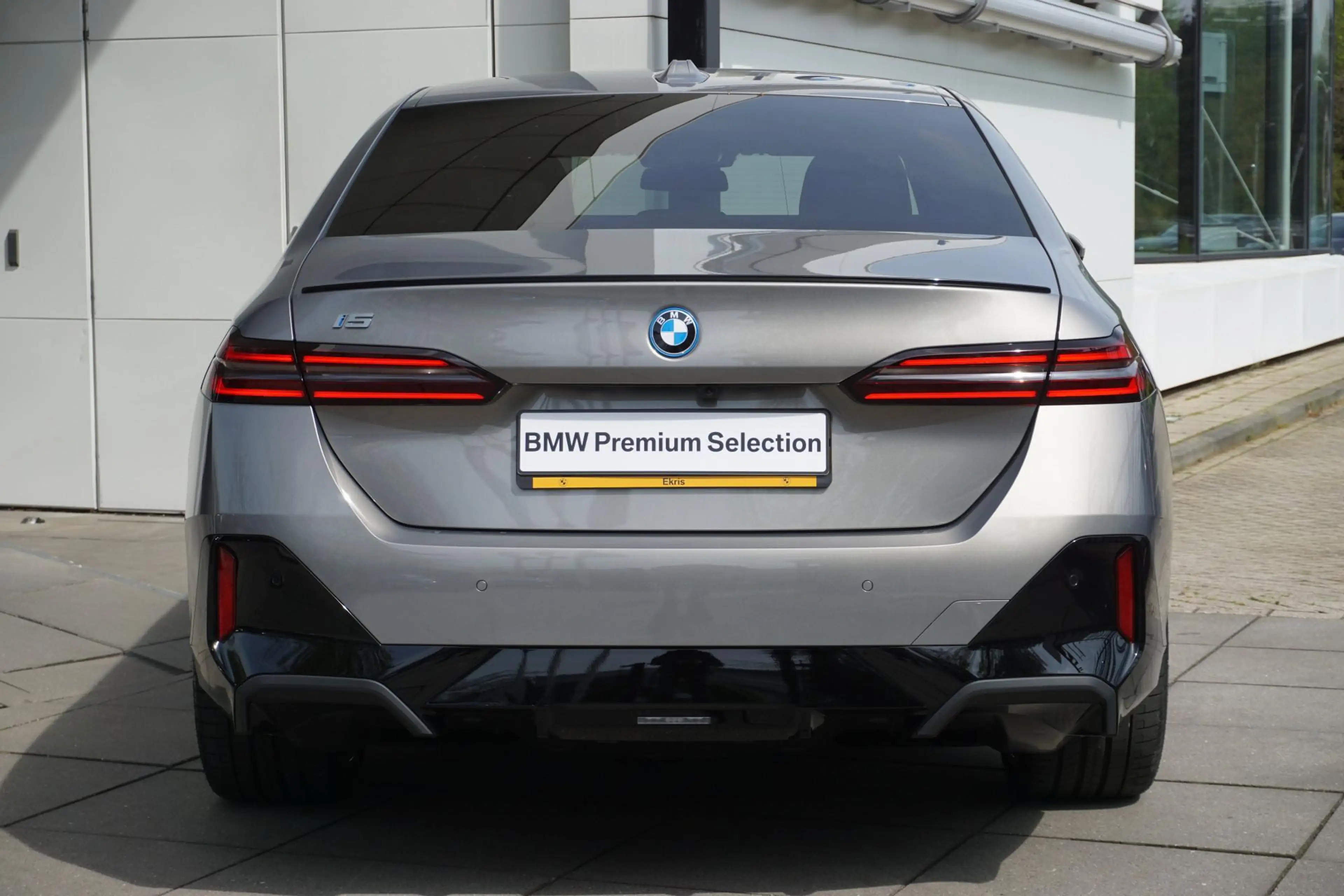 BMW i5 Sedan eDrive40 | M Sportpakket Pro | Harman Kardon — photo 5