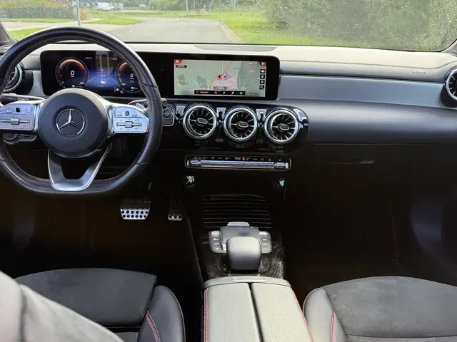 Mercedes-Benz CLA view 16