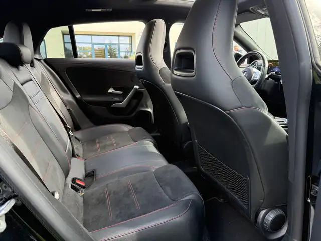Mercedes-Benz CLA view 9