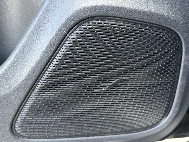 Mercedes-Benz CLA view 19