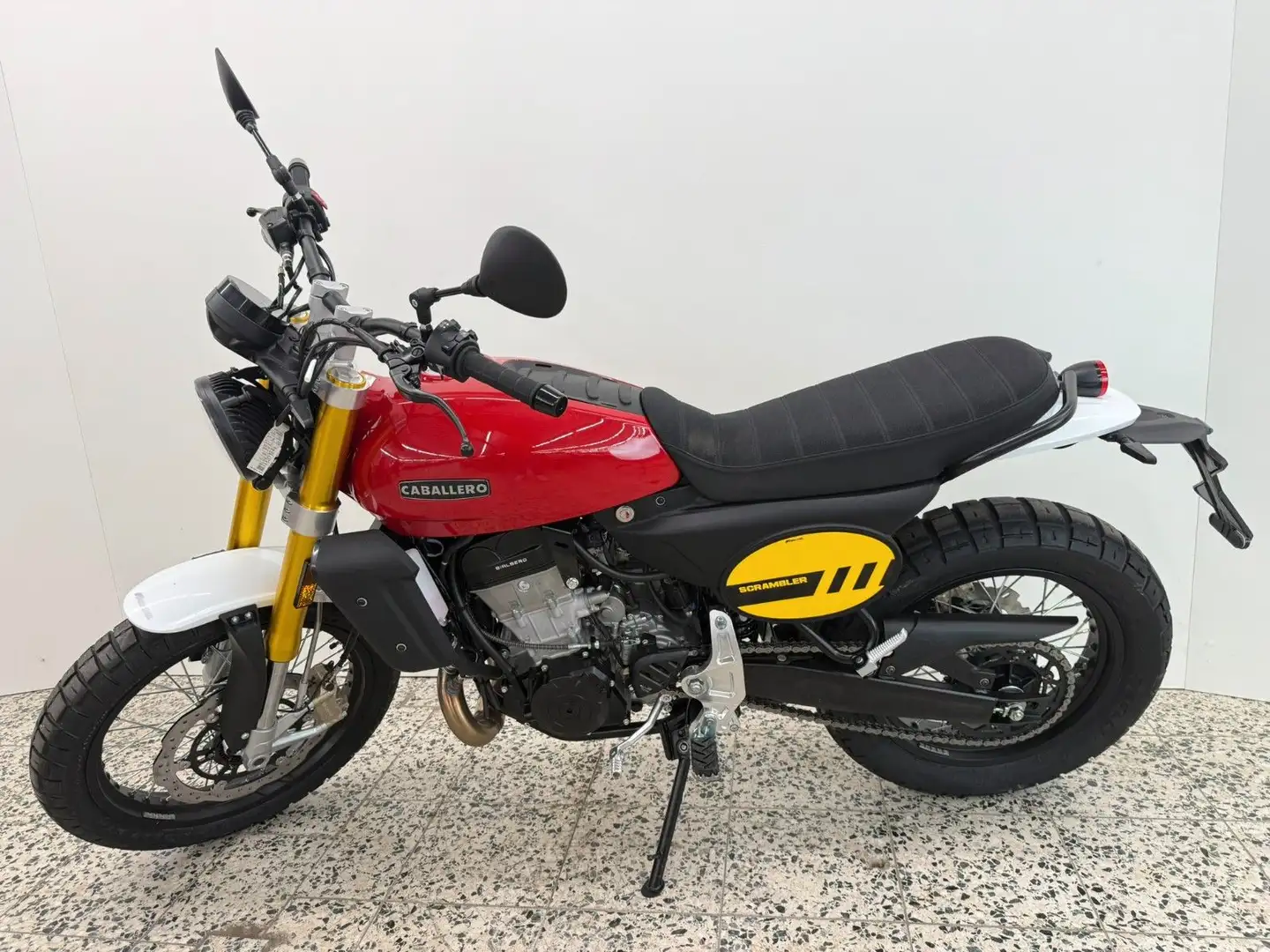 Fantic Caballero 500 Scrambler  NEUES - MODELL 2026 !!! Rojo - 2