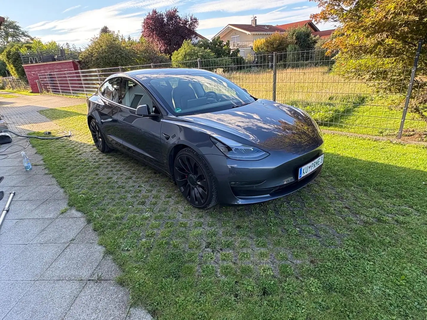 Tesla Model 3 Performance AWD 57,5kWh Grau - 1