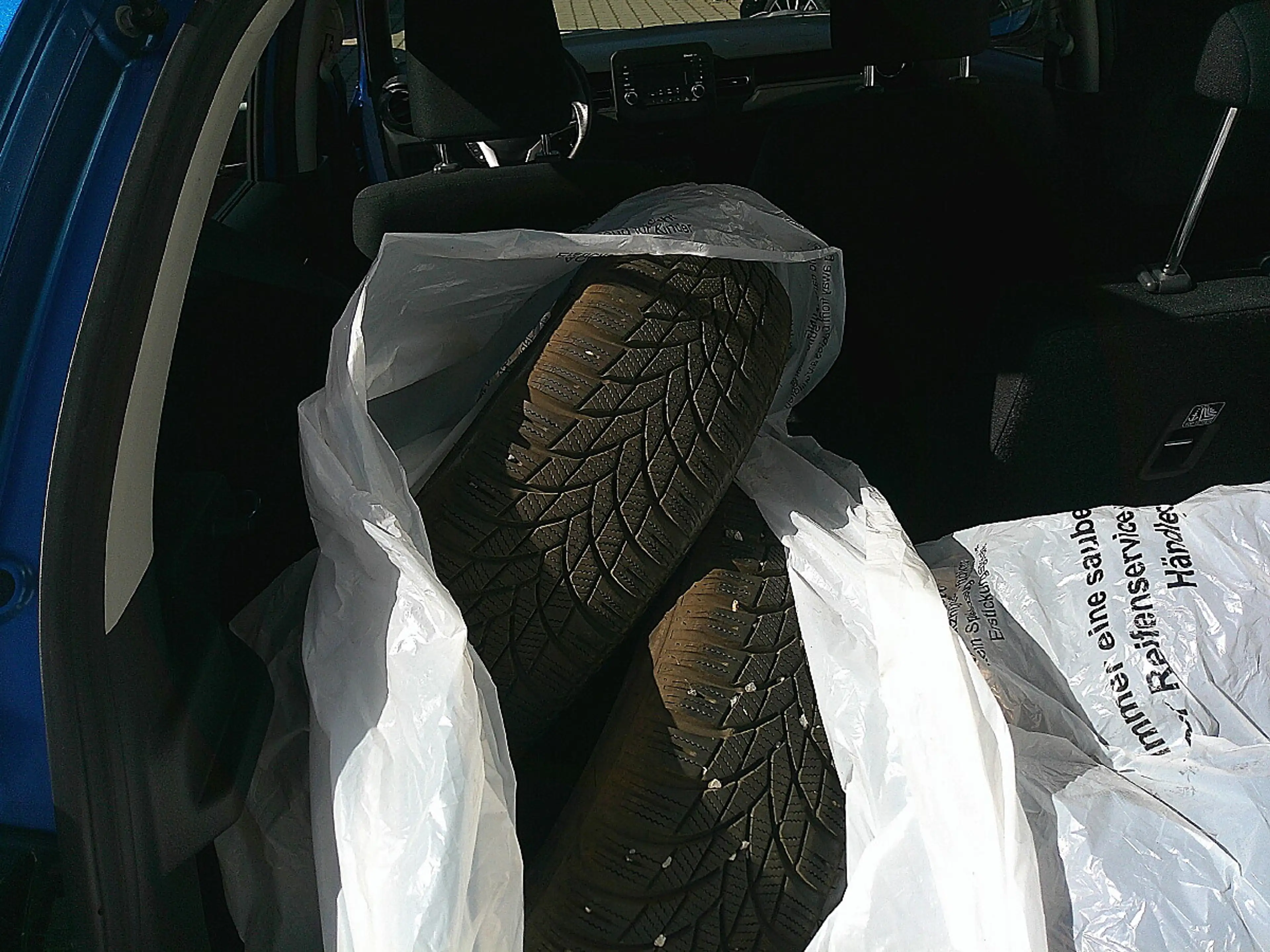 Suzuki Ignis 1,2 Dualjet Hybrid Clear — photo 5