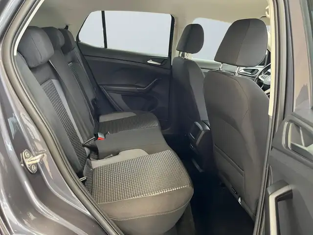 Volkswagen T-Cross view 11