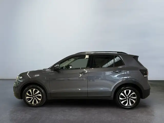 Volkswagen T-Cross view 3