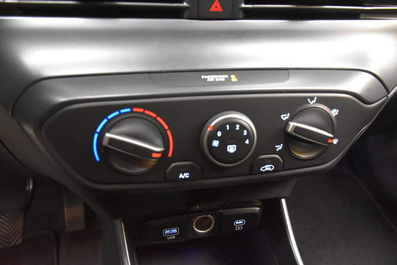 Hyundai i20 1.0 T-GDI Comfort Smart | Navigatie | Camera — photo 24
