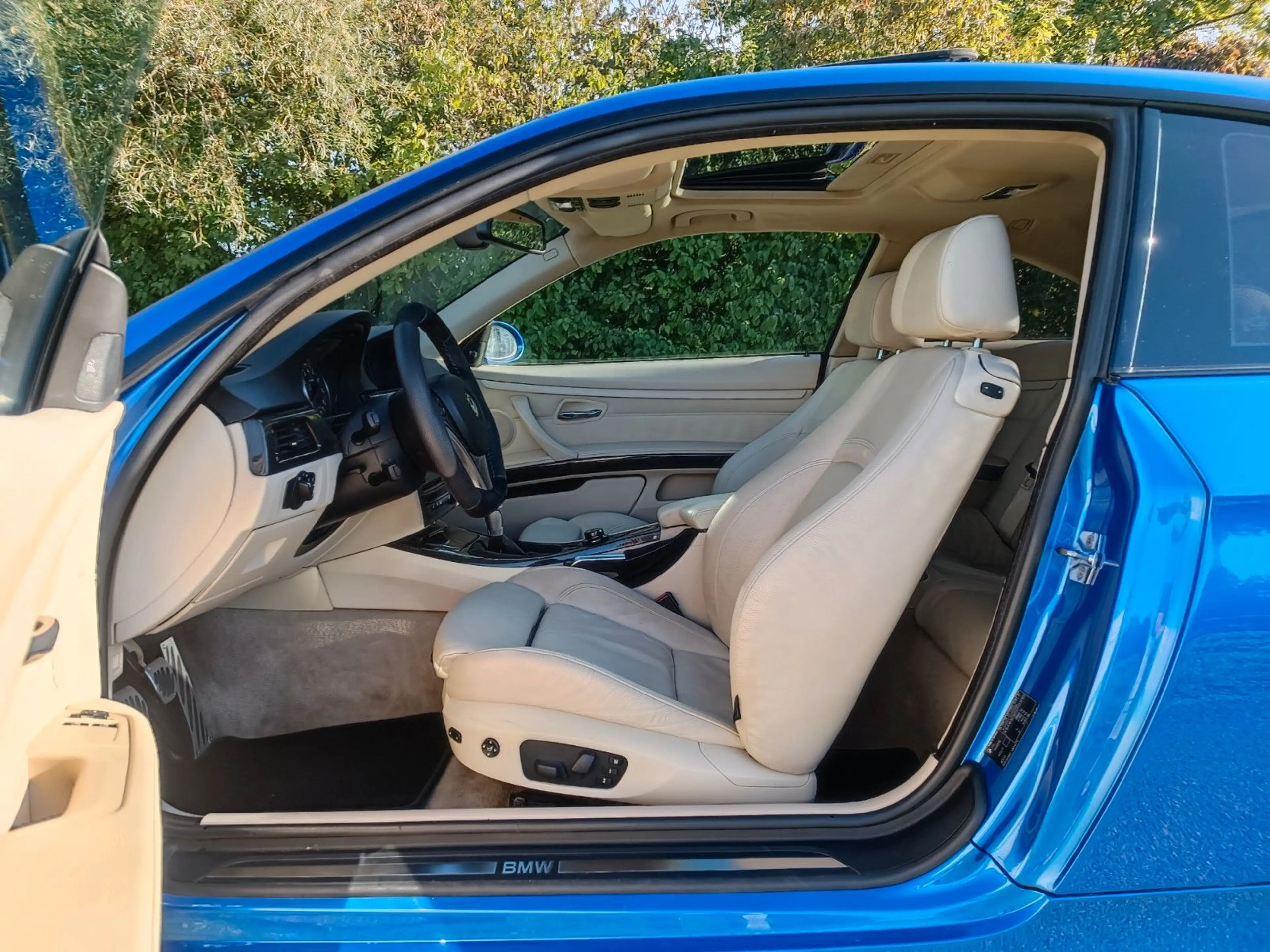 BMW 335 i 3 Coupe *M-Sportpaket * M Performance *N54 — photo 12