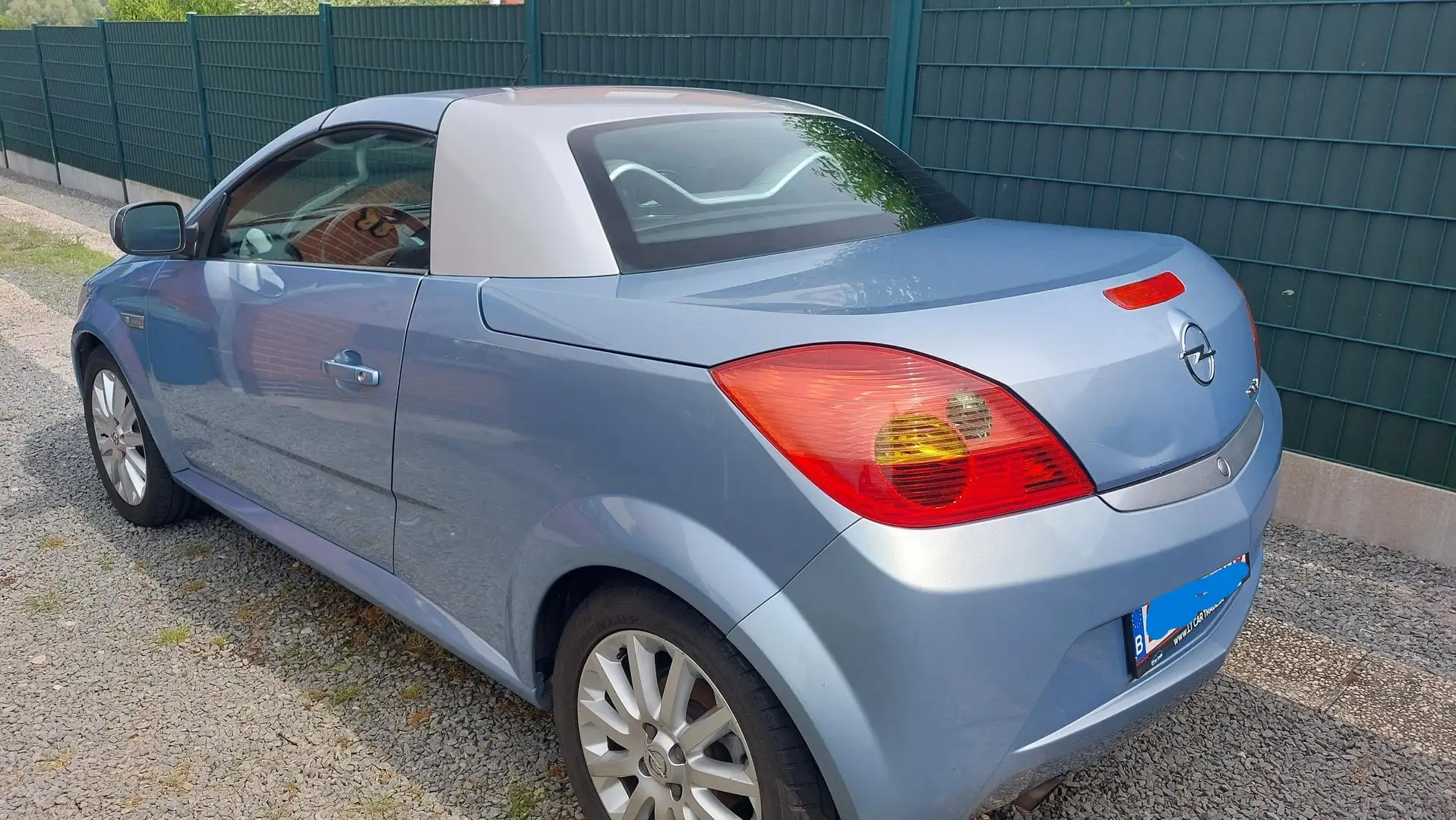Opel Tigra Tigra Twintop 1.4i XEP 16v Cosmo Blau - 1