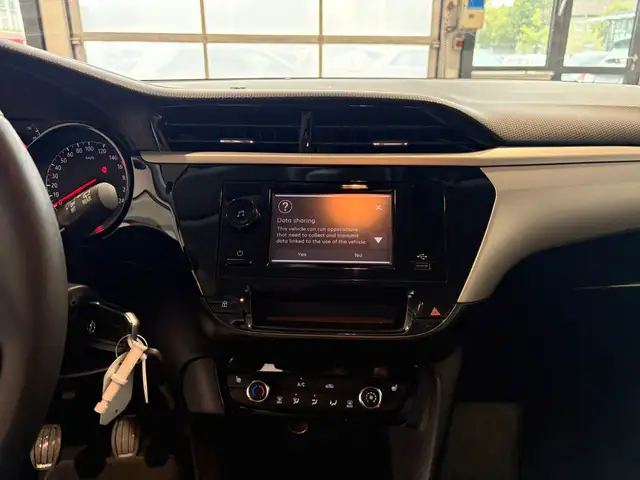 Opel Corsa view 11