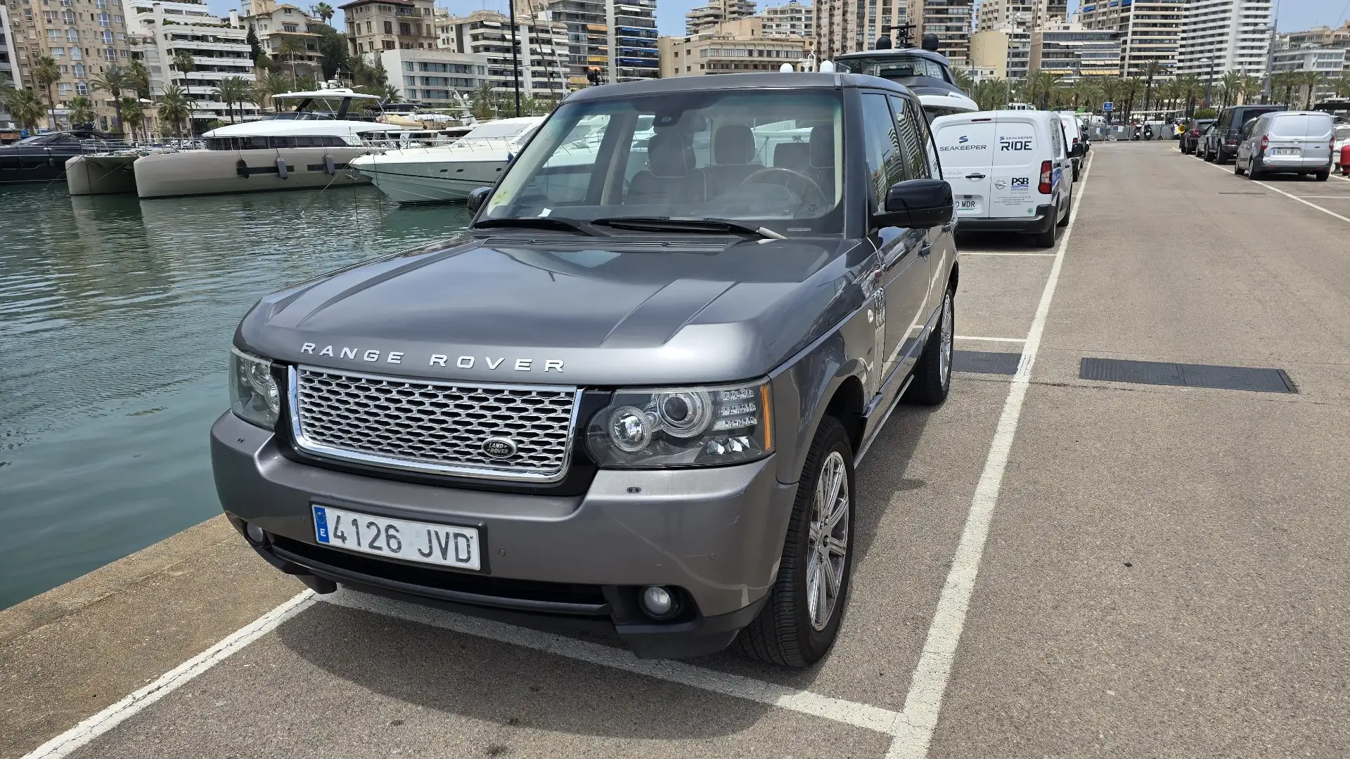 Land Rover Range Rover TDV8 Vogue - 2