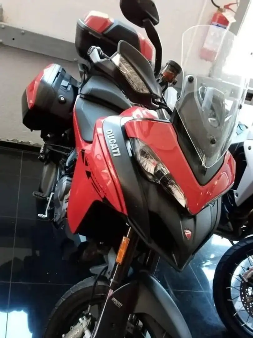 Ducati Multistrada 950 V2 crvena - 1