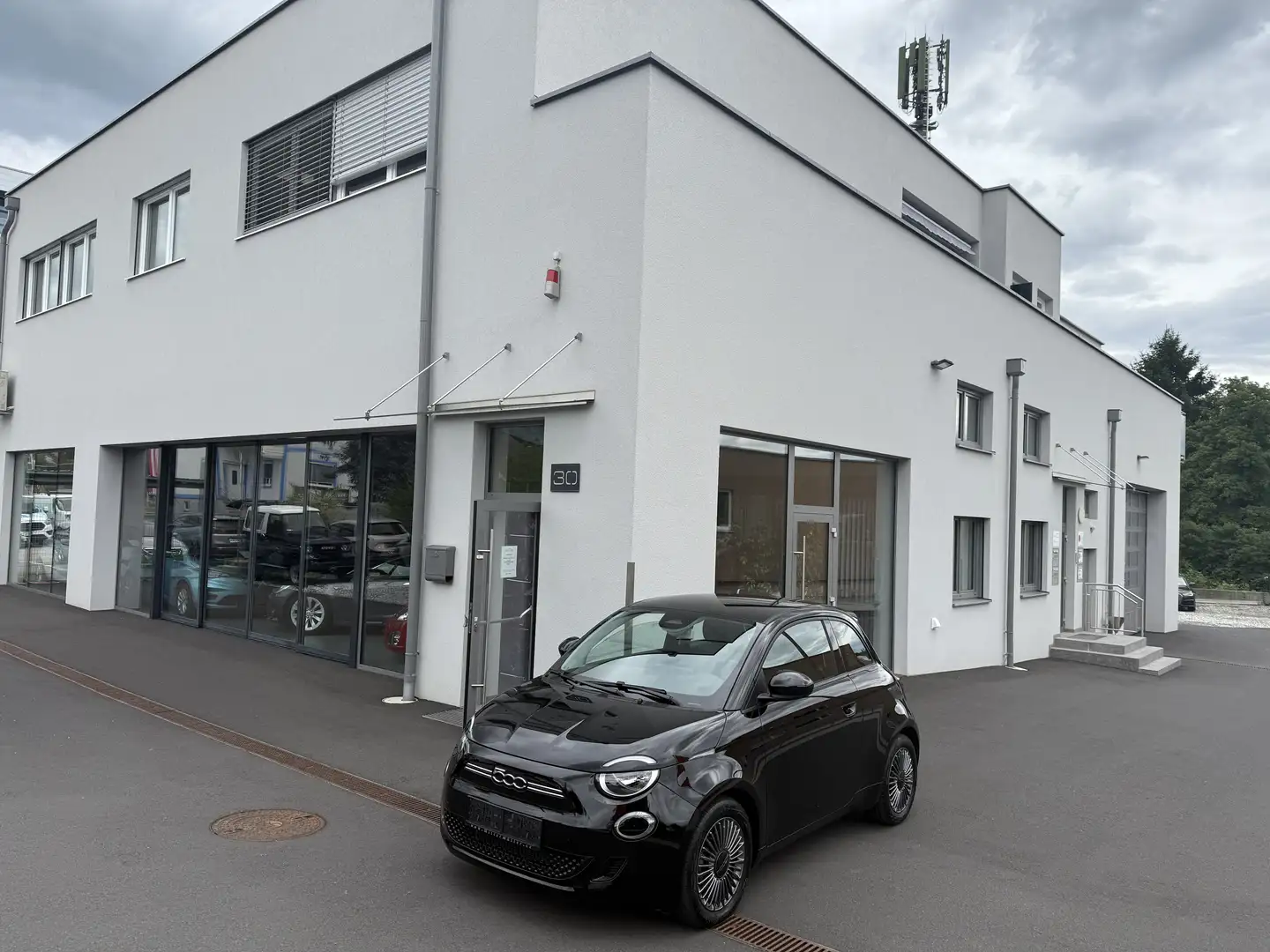 Fiat 500 Elektro Icon 42 kWh CCS 3 phasig KFZ 586 Schwarz - 1
