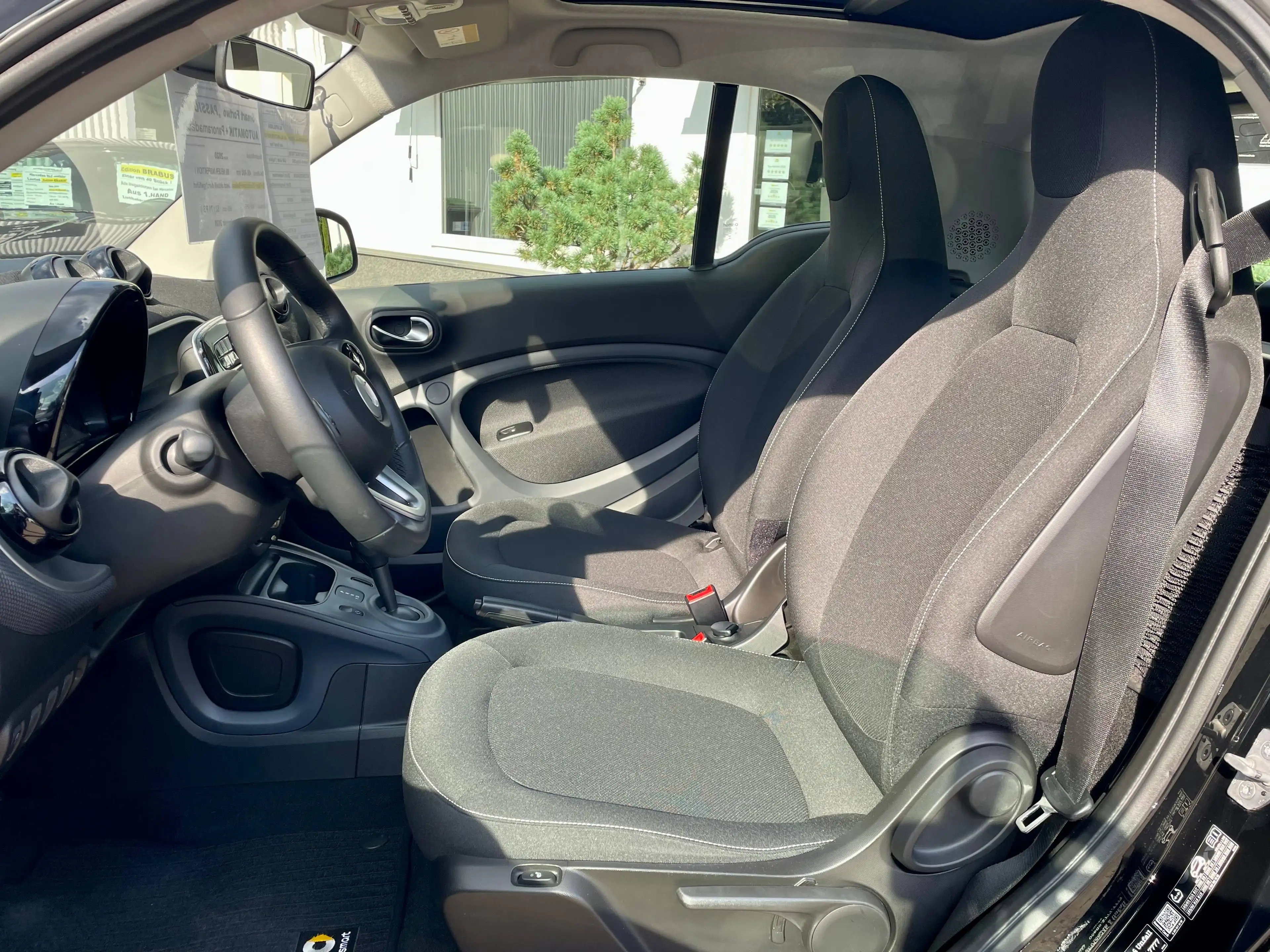 smart forTwo smart fortwo"Passion"AUTOMATIK(Twinamic)+Panoramaglasdach+KLIMATRONIC+Sitzhzg+Tempomat — photo 12