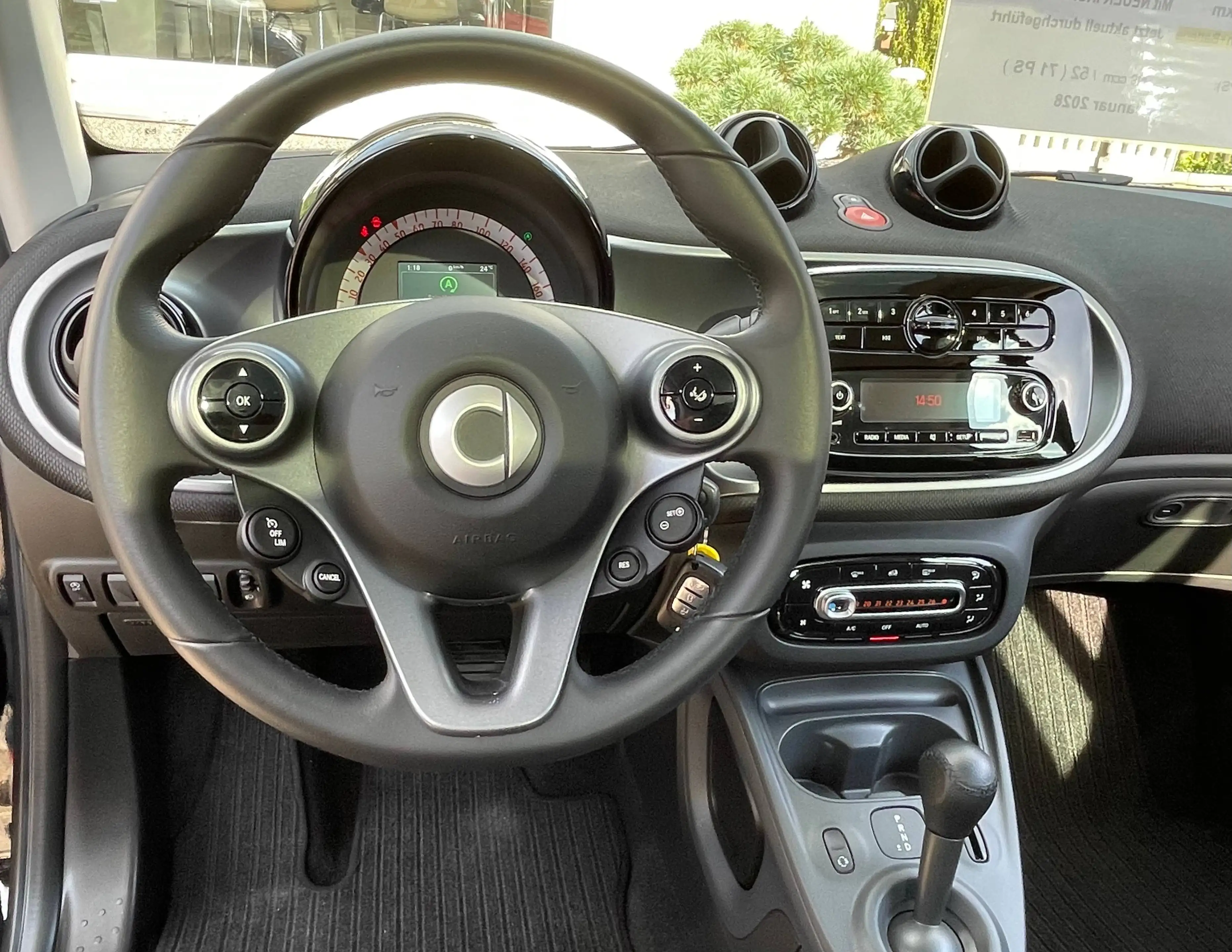 smart forTwo smart fortwo"Passion"AUTOMATIK(Twinamic)+Panoramaglasdach+KLIMATRONIC+Sitzhzg+Tempomat — photo 14