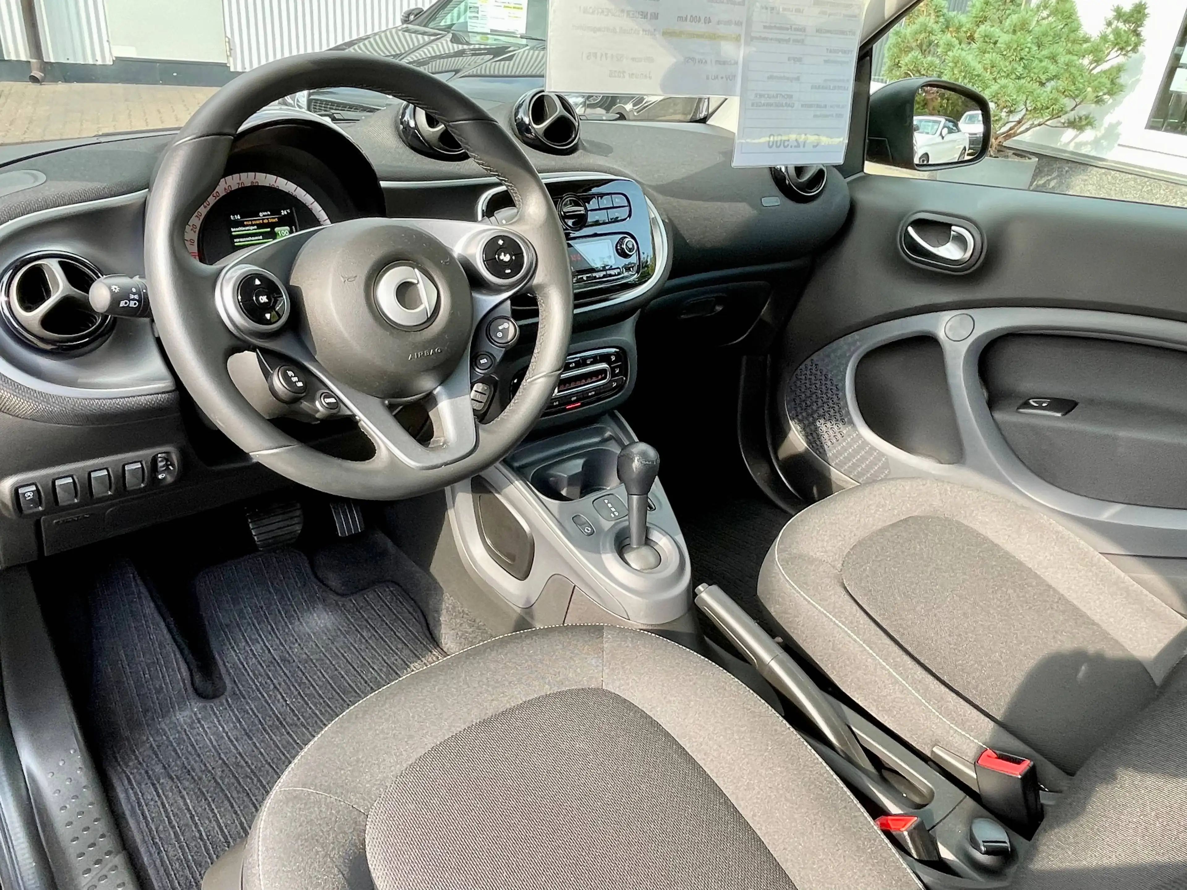 smart forTwo smart fortwo"Passion"AUTOMATIK(Twinamic)+Panoramaglasdach+KLIMATRONIC+Sitzhzg+Tempomat — photo 11