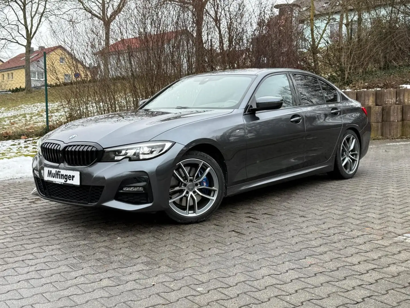 BMW 320 i M Sport LivePro.HiFi Glasd.KomfZ.19"Fin.391 Grau - 2