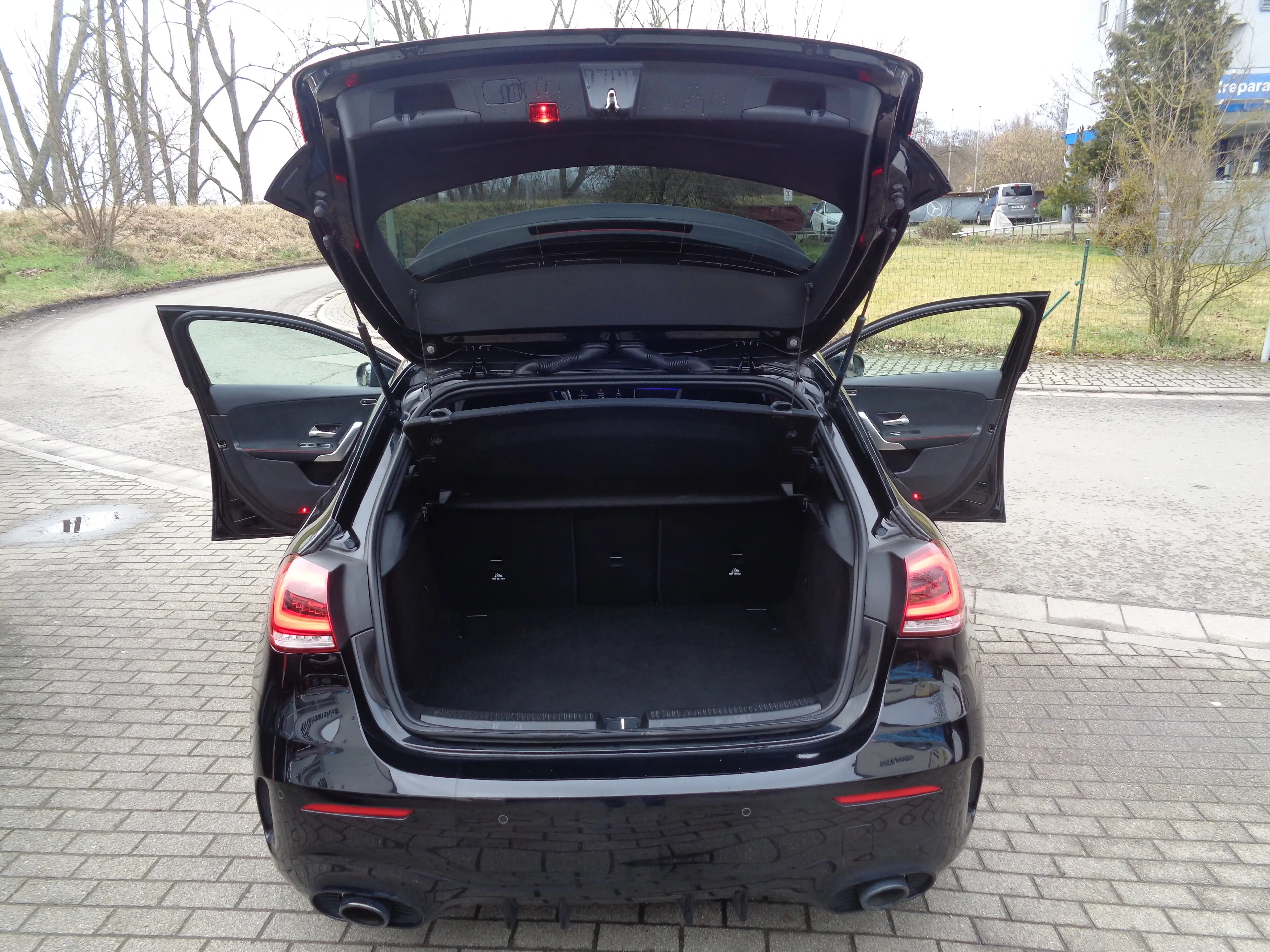 Mercedes-Benz A 35 AMG A 35 AMG 4Matic — photo 13