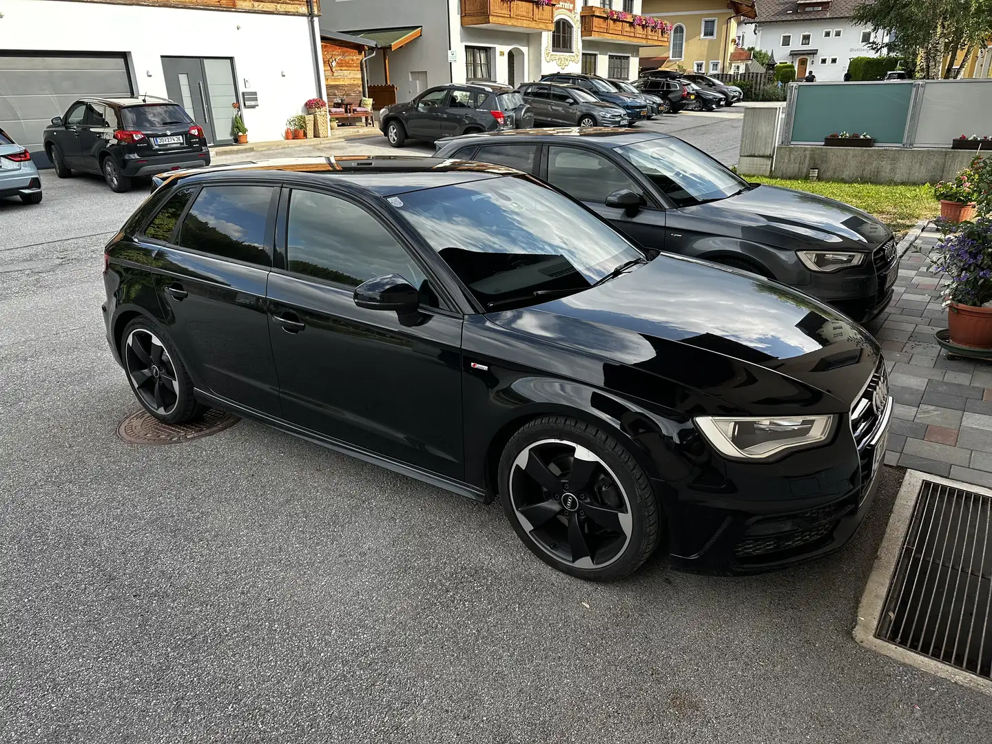 Audi A3 SB quattro 2,0 TDI (SLine) - 1