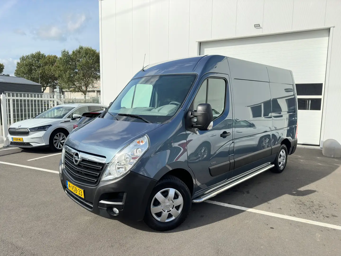 Opel Movano 2.3 CDTI L2H2 Airco Cruise controle pdc Trekhaak Z - 2
