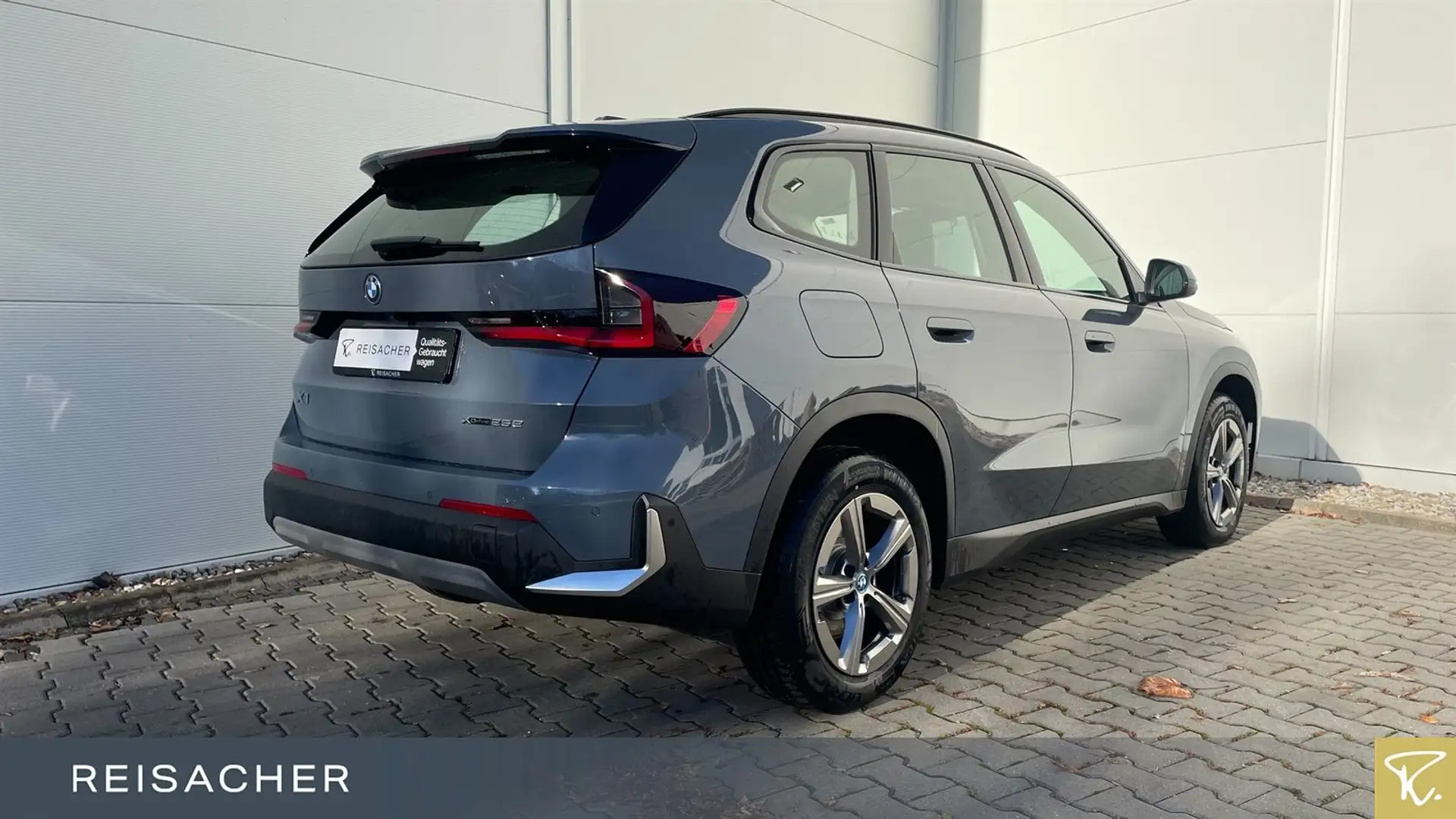 BMW X1 xDrive25e DAPro.HuD,adLED,360° Grau - 2