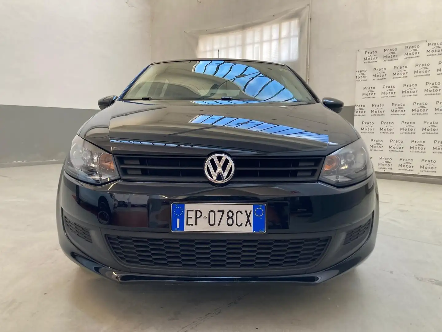 Volkswagen Polo 5p 1.2 Trendline 60cv Noir - 1