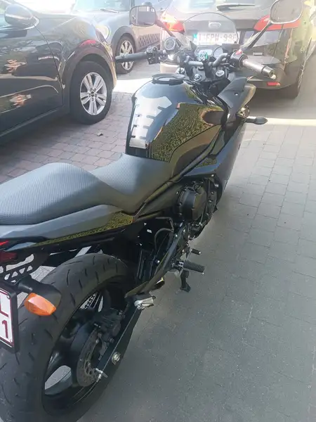 Yamaha XJ 6 - foto 4