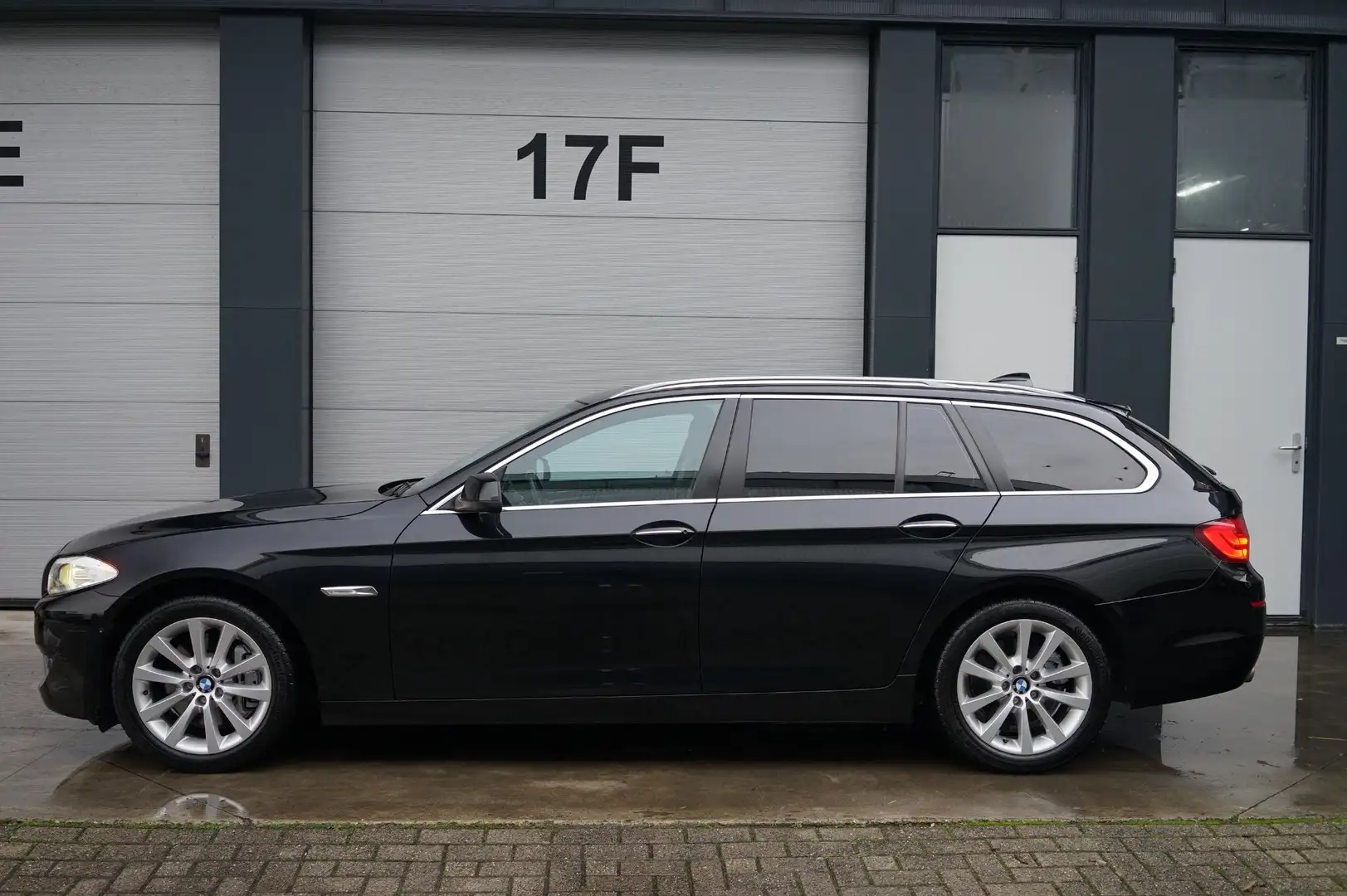 BMW 530 5-serie Touring 530d High Executive Noir - 1