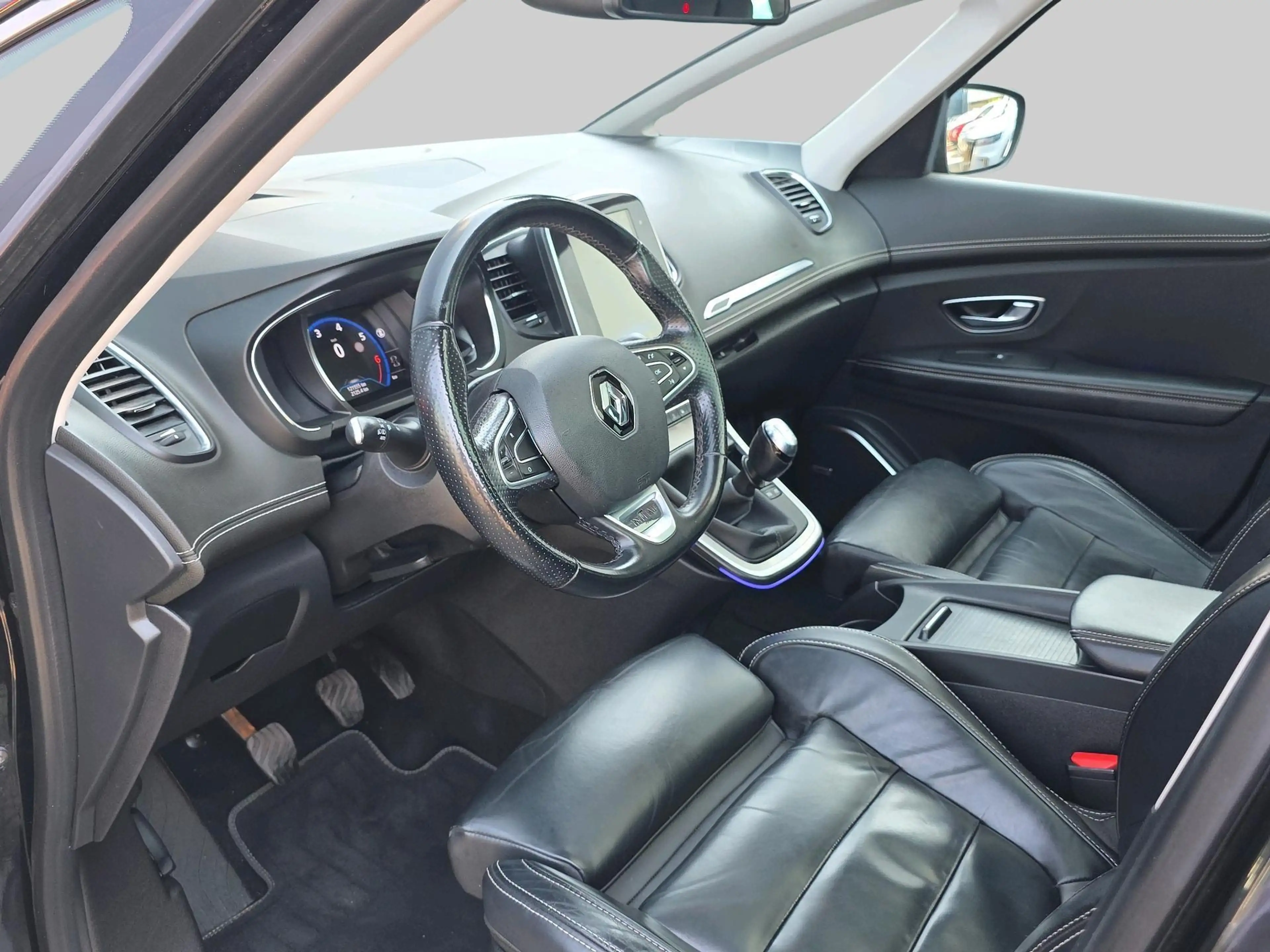 Renault Grand Scenic 1.2 TCe Initiale Paris 7p | Glasdak | Volleder | s — photo 4