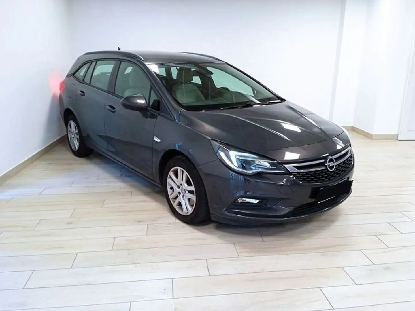 Opel Astra 5ª serie 1.6 CDTi 136CV aut. Sports Tourer Innova Grigio - 1