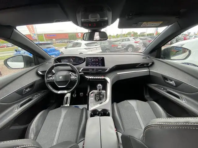 Peugeot 3008 view 8