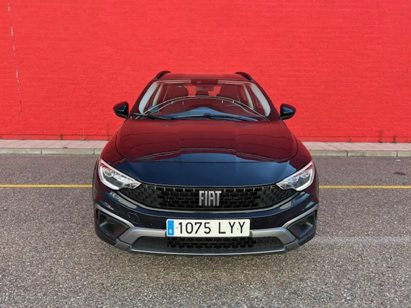 Fiat Tipo 1.5 Hybrid City Cross DCT Noir - 2