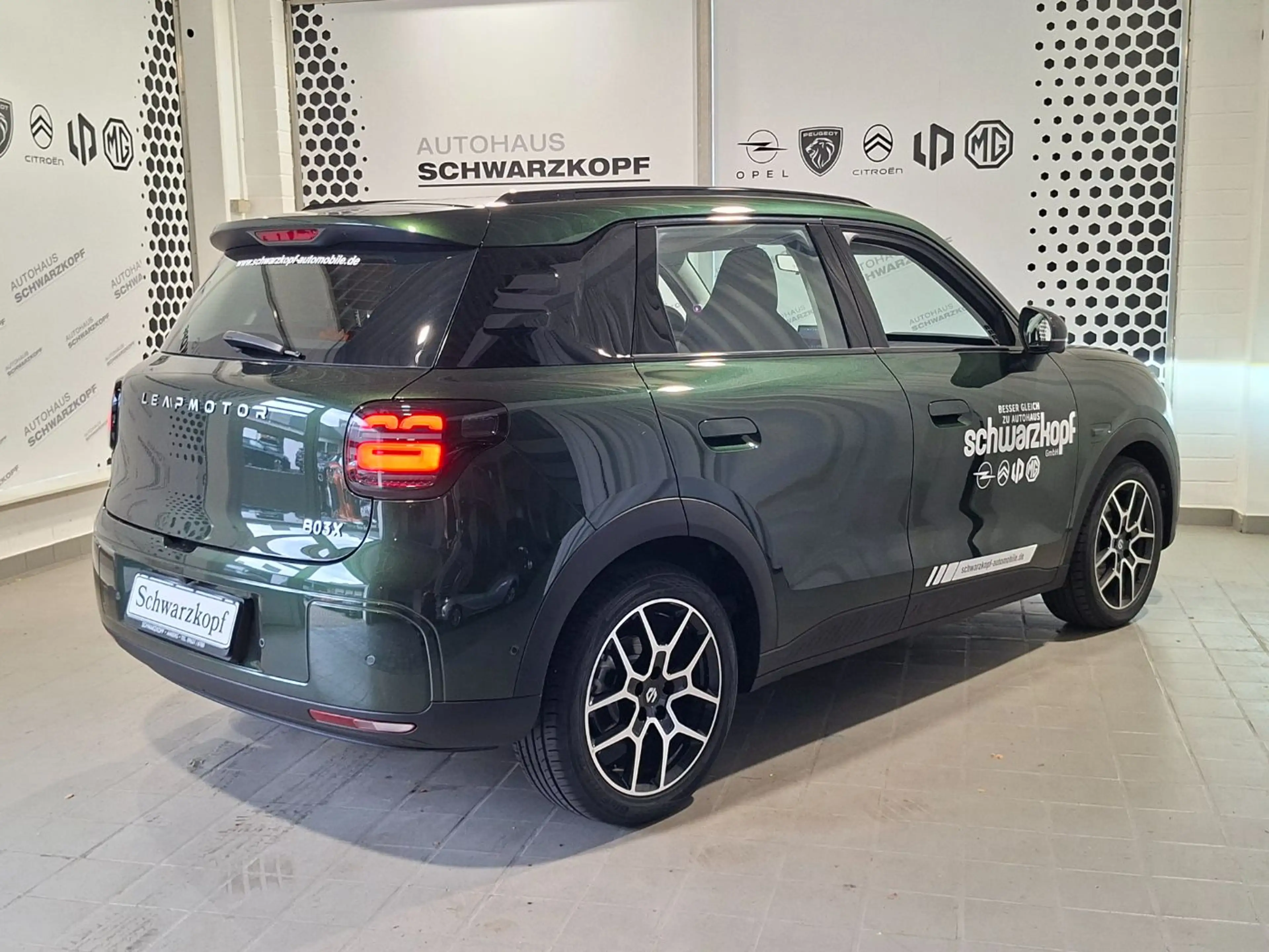 Leapmotor B03X BEV W Design Pro Max LED+Navi+Sitzheizung — photo 8
