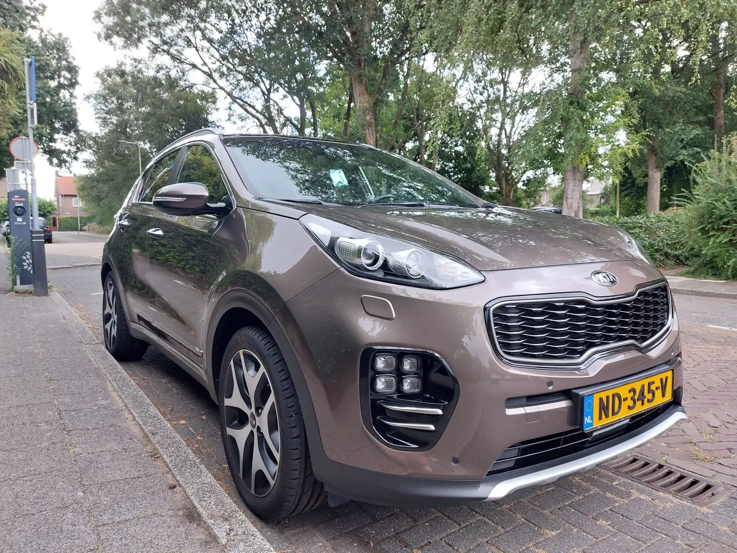 Kia Sportage 1.6 T-GDI 4WD GT PL Bruin - 1