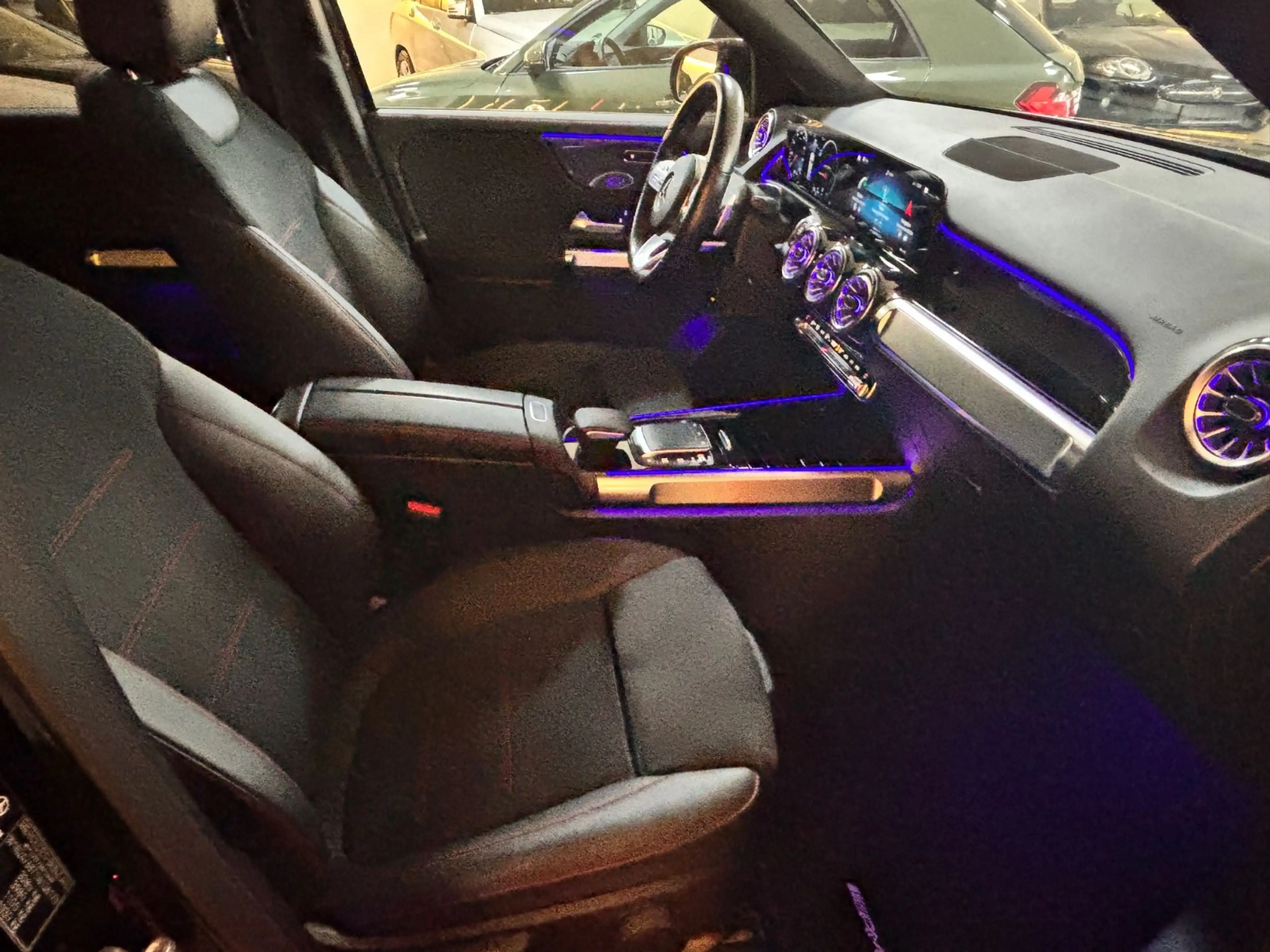 Mercedes-Benz GLB 200 GLB GLB 200 — photo 18