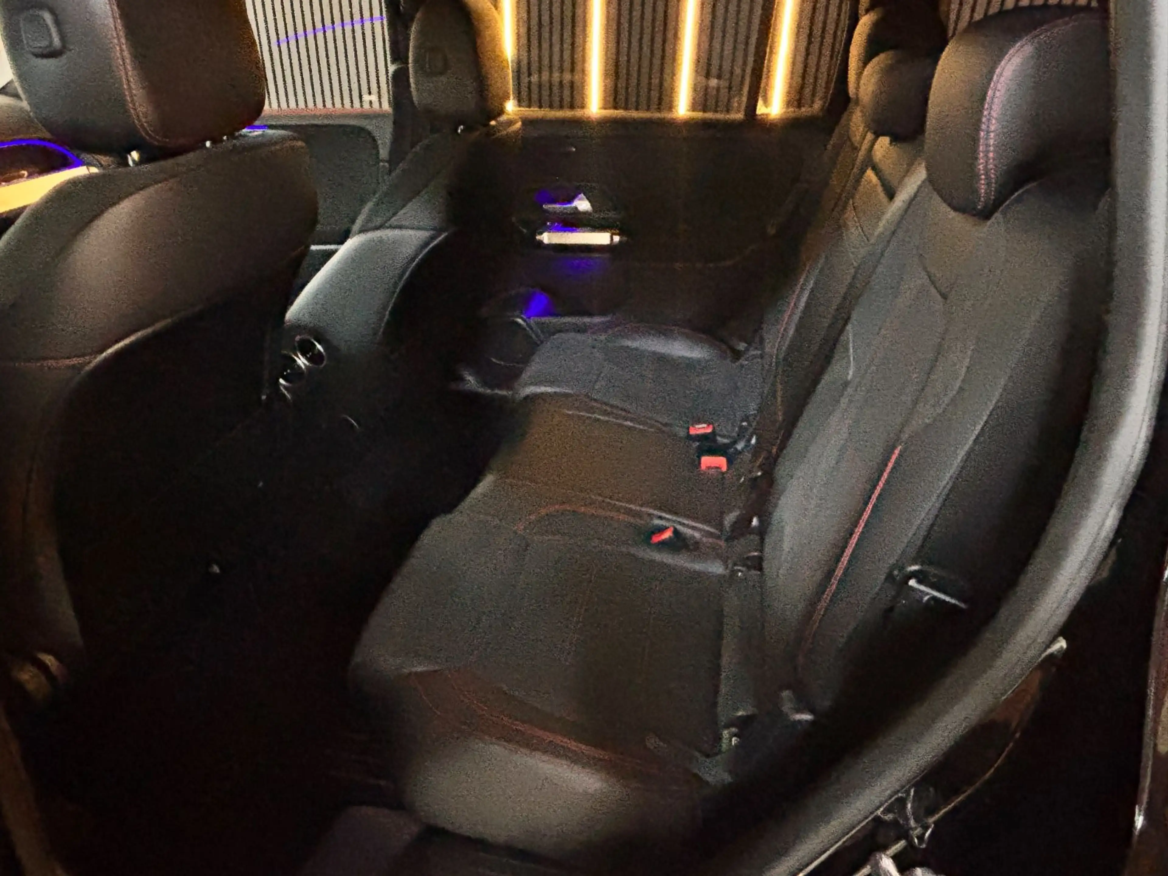 Mercedes-Benz GLB 200 GLB GLB 200 — photo 12