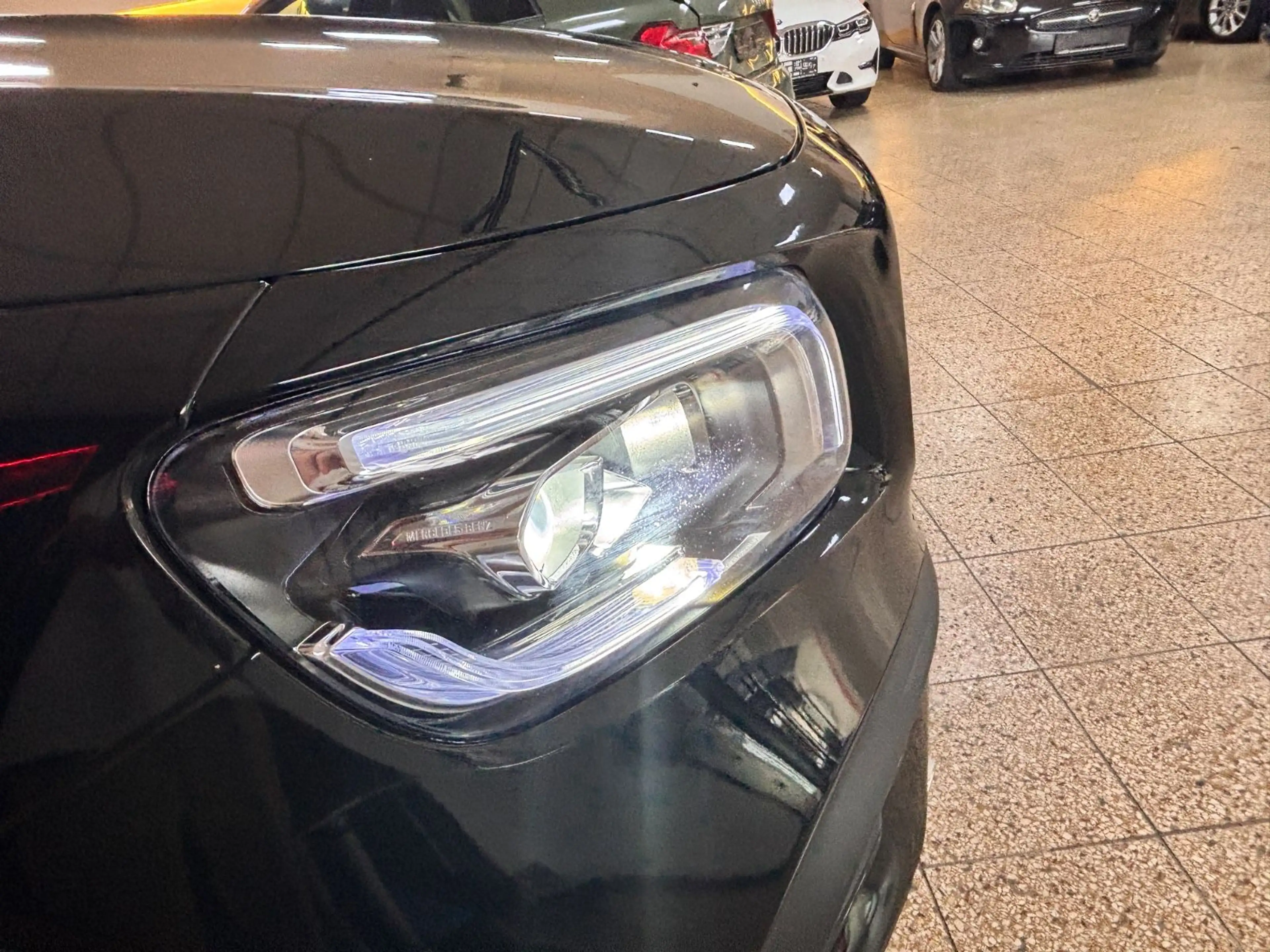 Mercedes-Benz GLB 200 GLB GLB 200 — photo 19
