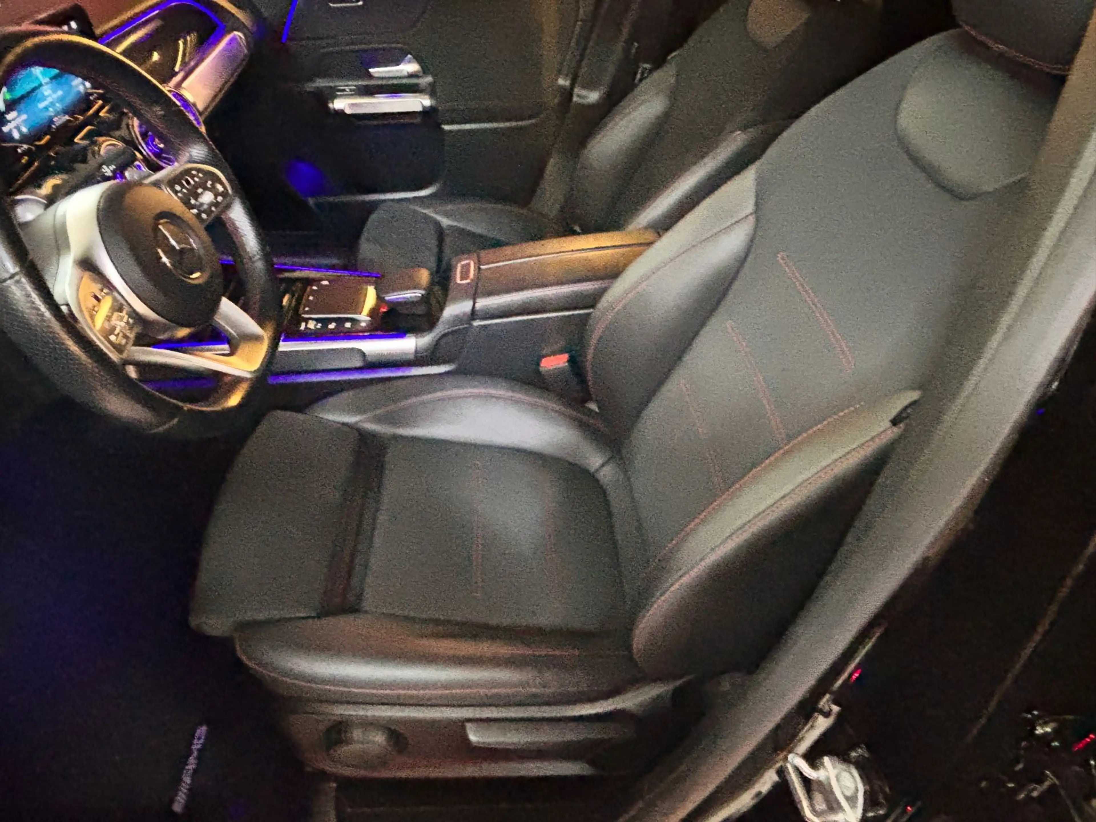 Mercedes-Benz GLB 200 GLB GLB 200 — photo 11