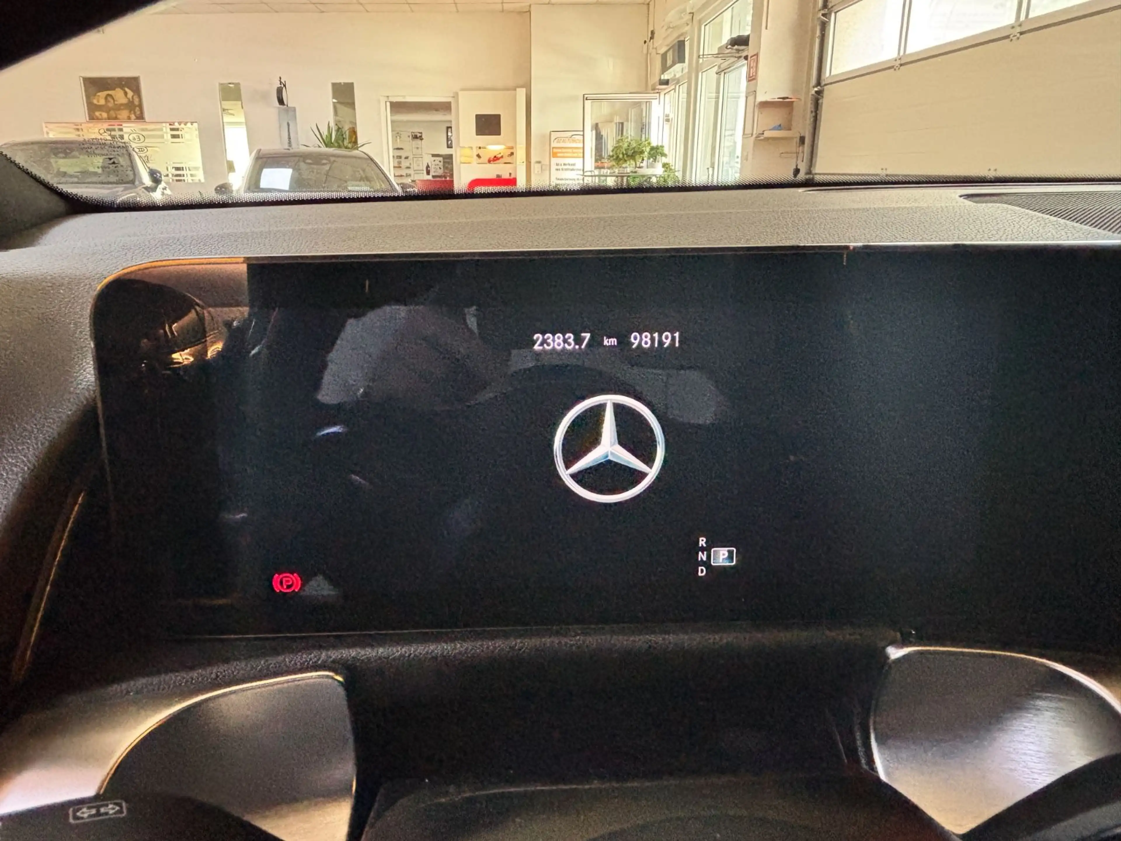 Mercedes-Benz GLB 200 GLB GLB 200 — photo 9