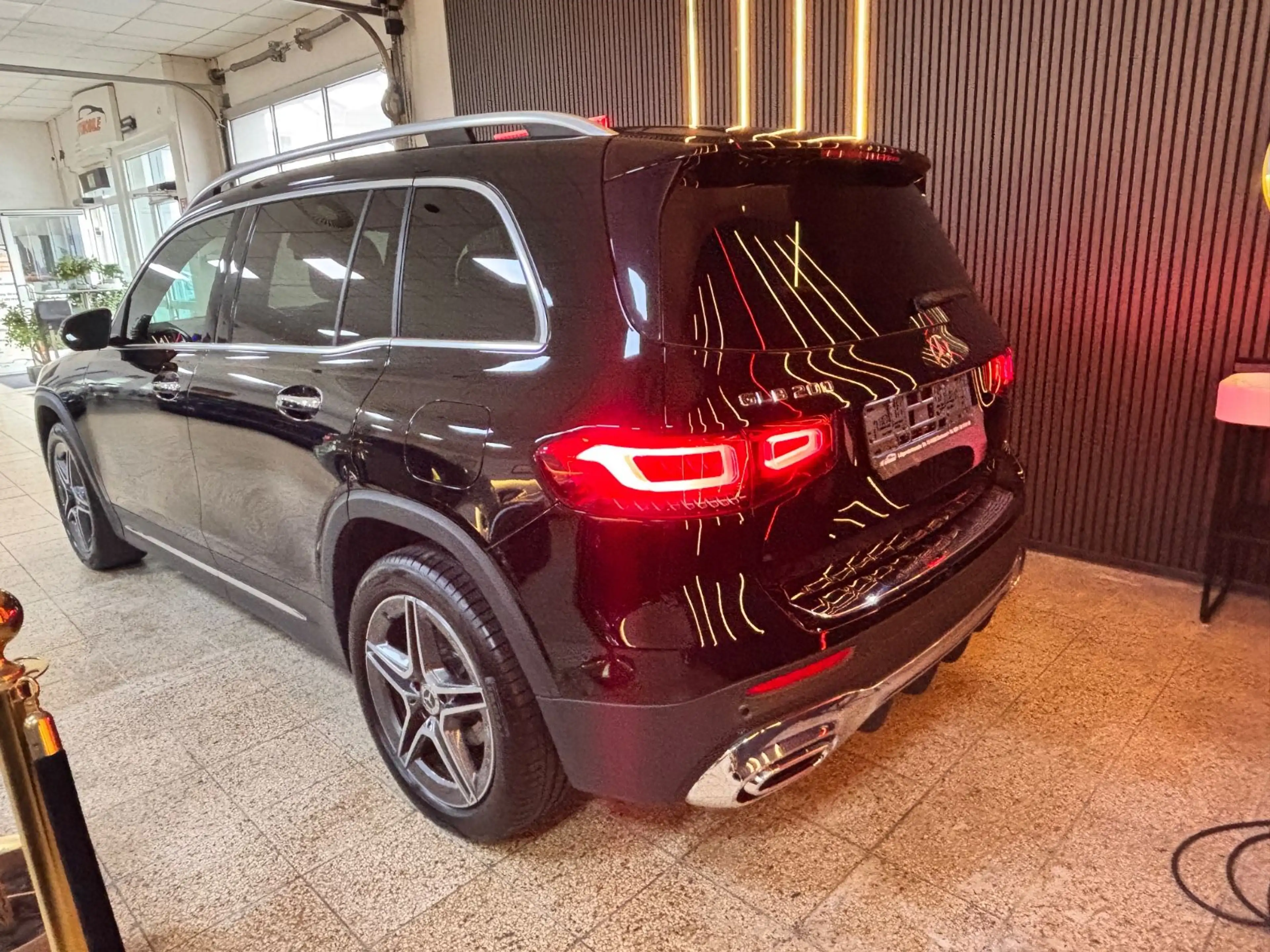 Mercedes-Benz GLB 200 GLB GLB 200 — photo 16