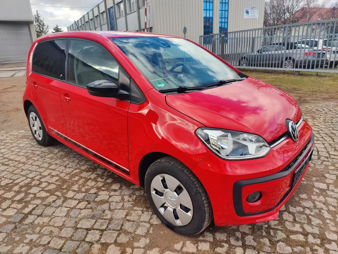 Volkswagen up! beats BMT Rood - 1