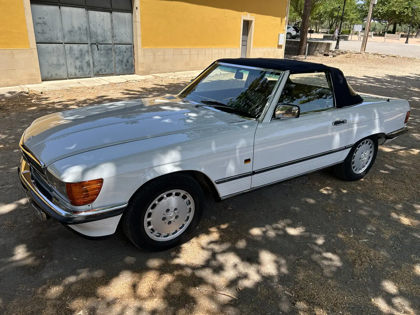 Mercedes-Benz SL 300 - 2