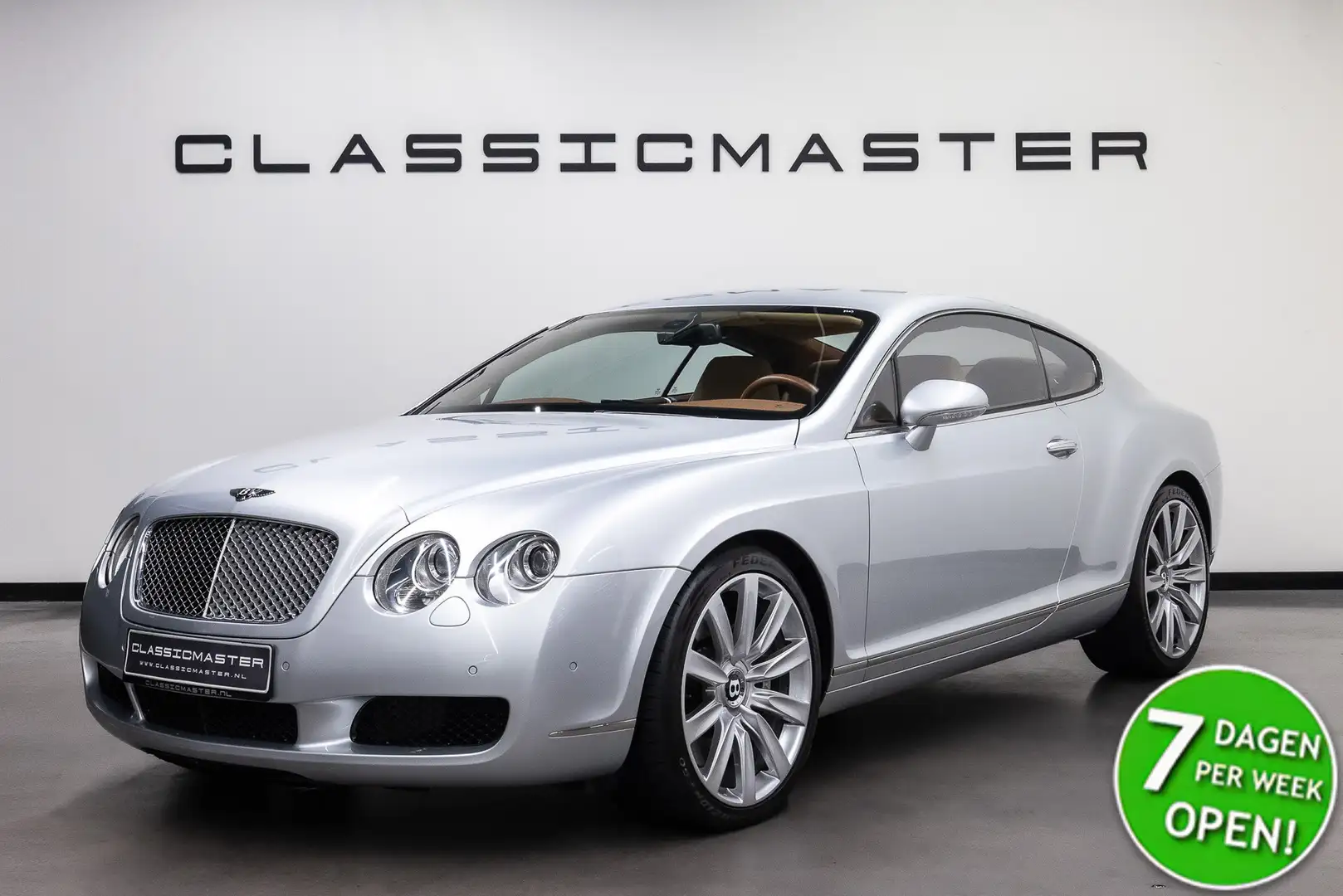 Bentley Continental GT 6.0 W12 Fiscale waarde € 14.000,- Dealer auto Grijs - 1