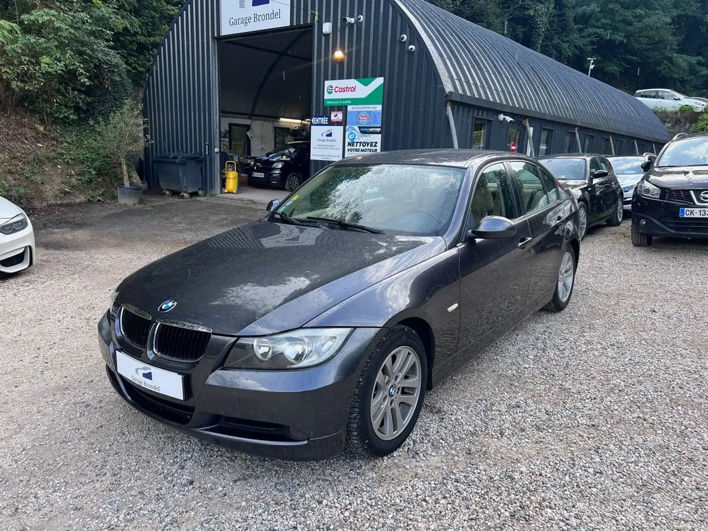 BMW 318 (E90) 318i 2.0 i 143cv Premiere Gris - 1