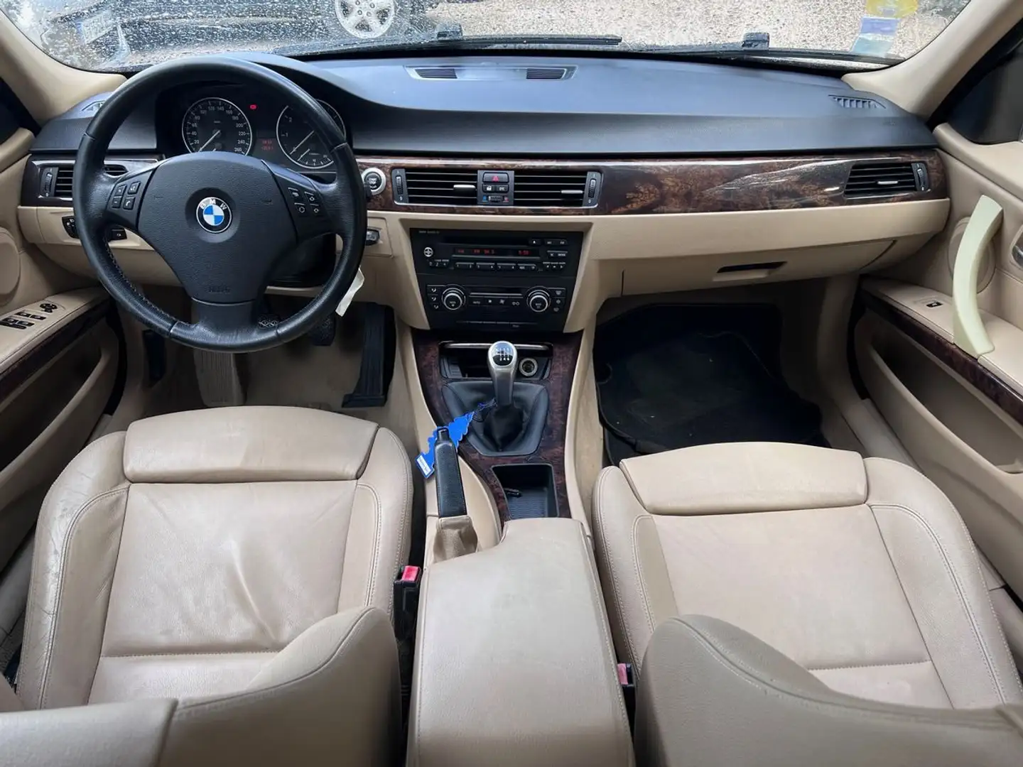BMW 318 (E90) 318i 2.0 i 143cv Premiere Gris - 2