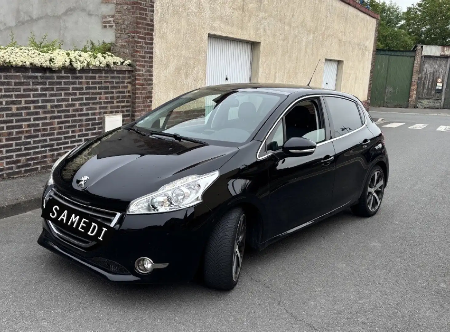 Peugeot 208 1.6 HDi 92ch - 1