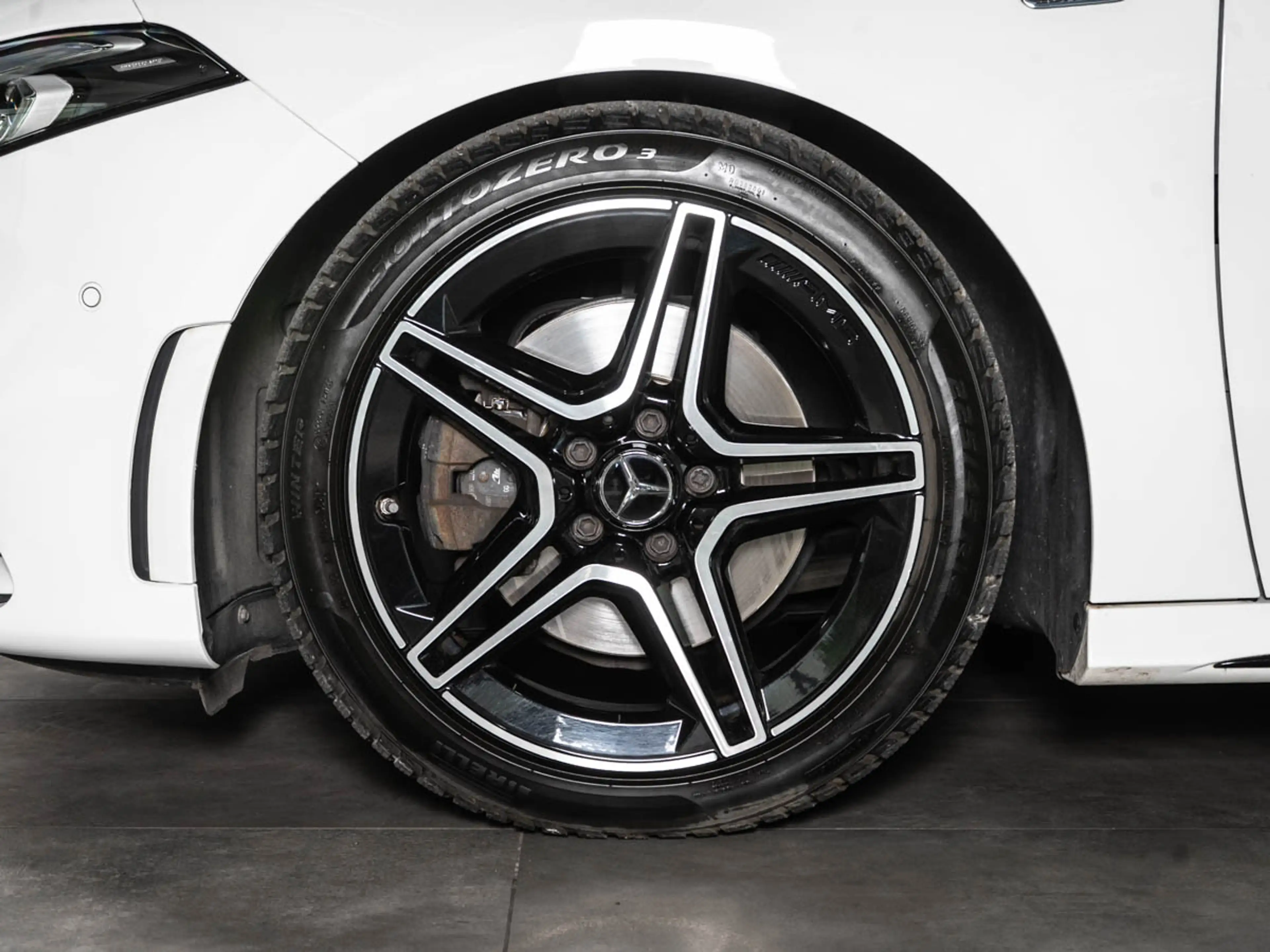 Mercedes-Benz A 220 d AMG 4Matic *NIGHT*APPLE* — photo 6
