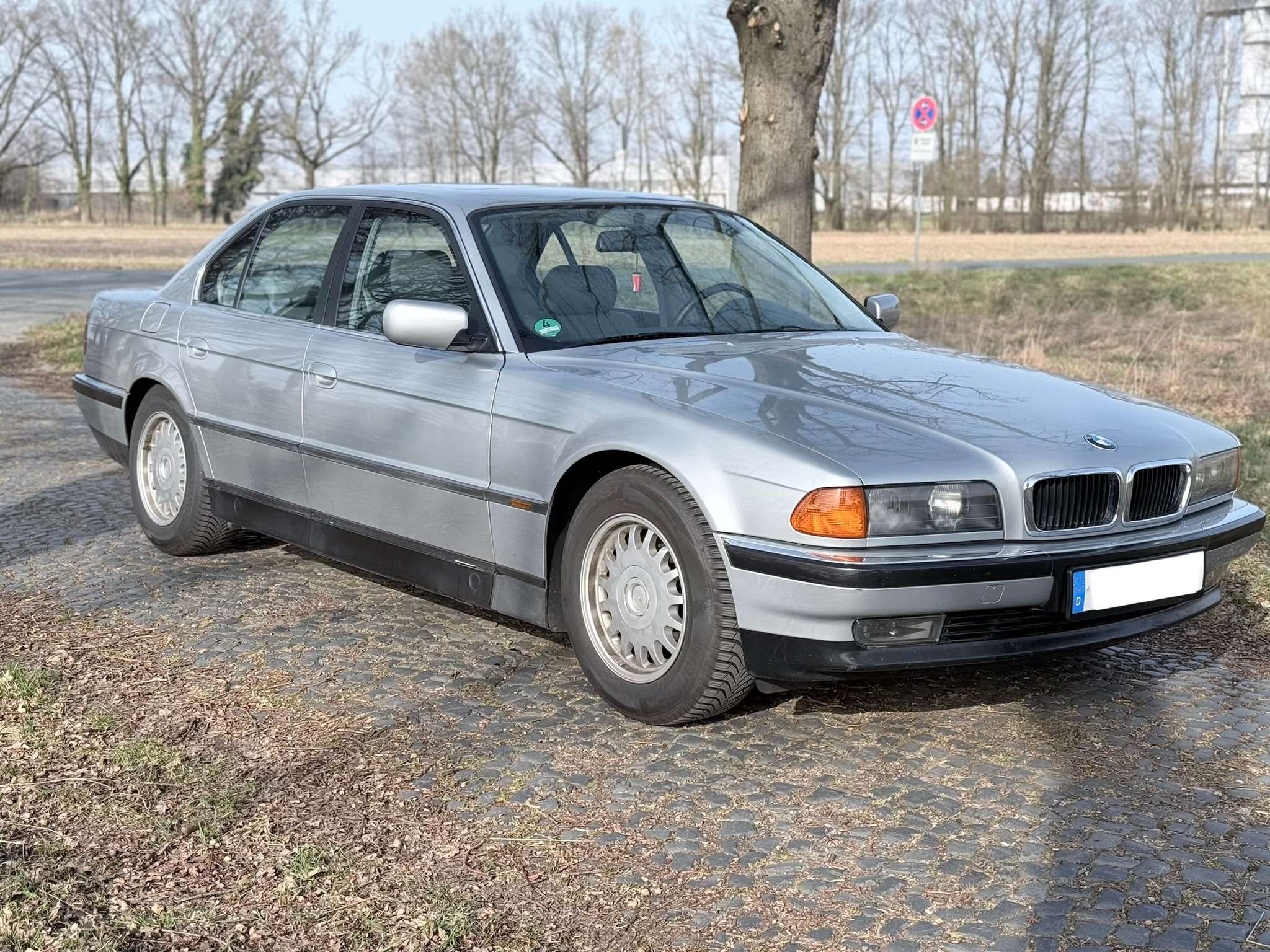 Second hand Bmw 7 Series 728i