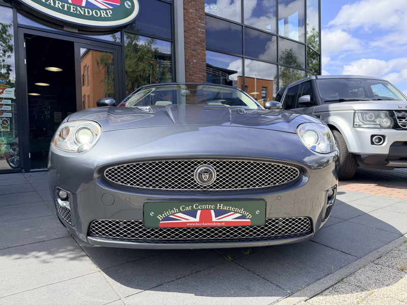 Jaguar XKR 4.2 V8 Convertible — photo 8