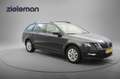 Skoda Octavia Combi 1.0 TSI Greentech Ambition Business Automaat Zwart - thumbnail 1