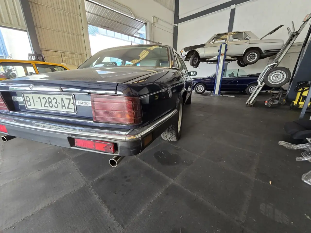 Jaguar XJ Berlina Automático de 4 Puertas, foto 3
